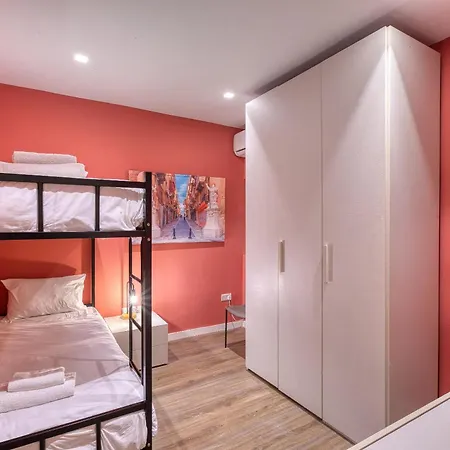 4br In Prime Location Just Off The Promenade By 360 Estates Case de vacanță *