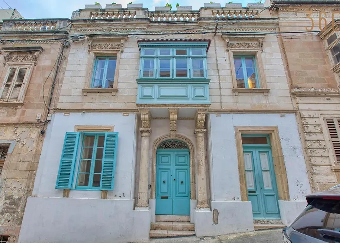 4br In Prime Location Just Off The Promenade By 360 Estates