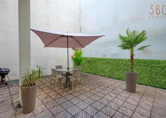 בית נופש 4br In Prime Location Just Off The Promenade By 360 Estates סליאמה