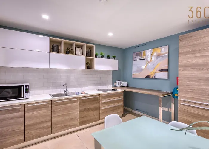 Casa vacanze 4br In Prime Location Just Off The Promenade By 360 Estates