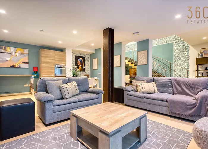 4br In Prime Location Just Off The Promenade By 360 Estates *