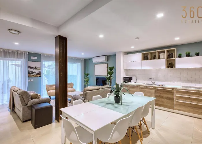 4br In Prime Location Just Off The Promenade By 360 Estates Casa vacanze Sliema