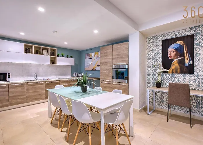 4br In Prime Location Just Off The Promenade By 360 Estates בית נופש