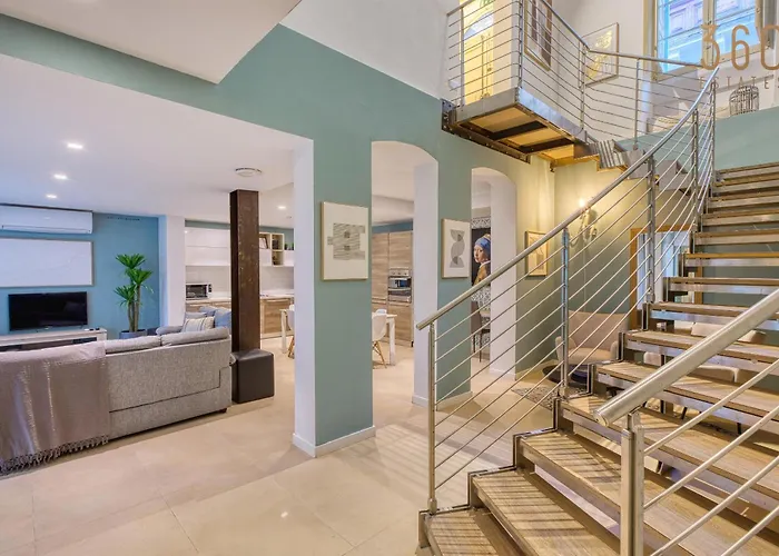 Casa vacanze 4br In Prime Location Just Off The Promenade By 360 Estates Sliema