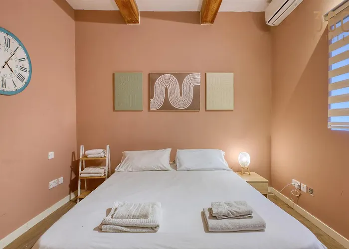 4br In Prime Location Just Off The Promenade By 360 Estates