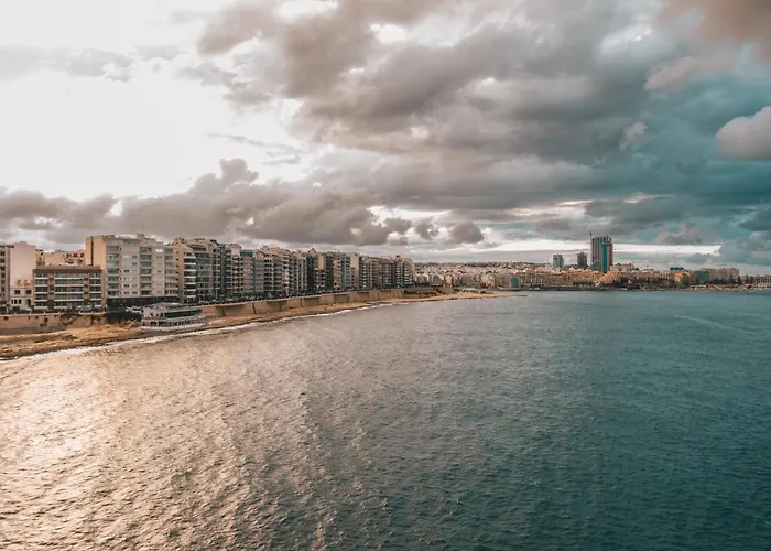 4br In Prime Location Just Off The Promenade By 360 Estates *